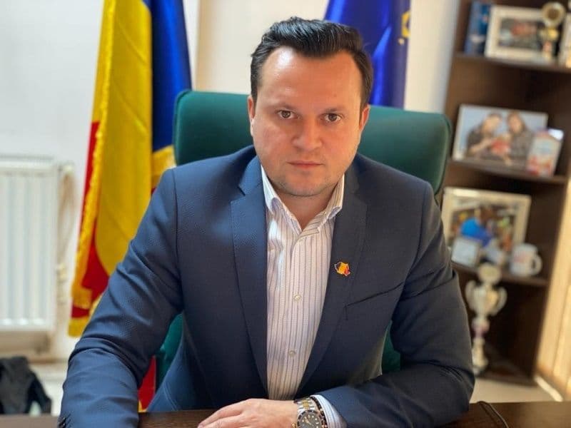 Om de afaceri: „Profesorii sunt anticorpii societății, pe care încearcă din răsputeri să o curețe de mediocritate, neglijență, răutate și infatuare”