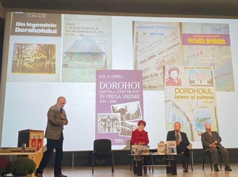 „CĂRȚI ȘI DOROHOIENI - 615 ANI” despre clipă și timp - FOTO