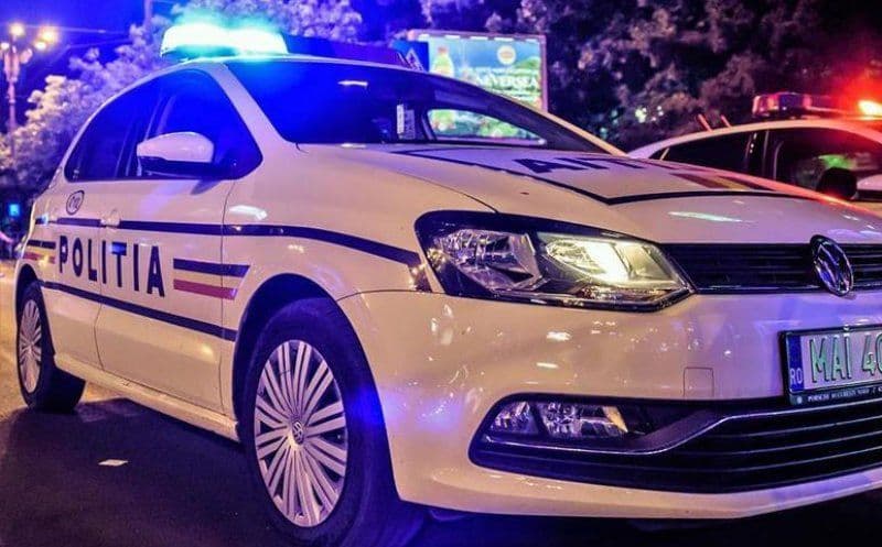Prins beat la volan după o tamponare cu o maşină parcată