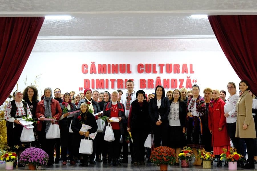 Organizația Femeilor Social Democrate a sărbătorit la Viișoara Ziua Internațională a femeilor din mediul rural - FOTO