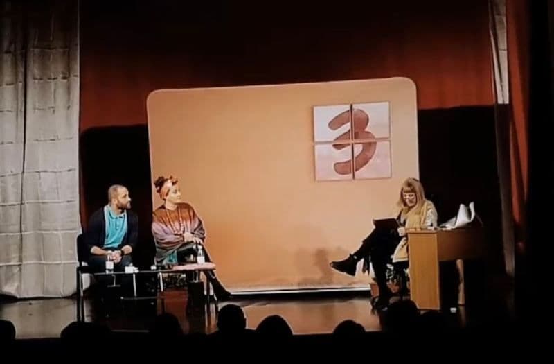 Sesiune de teatru la Dorohoi: Dorohoienii s-au delectat cu piesa „Terapie în 3”
