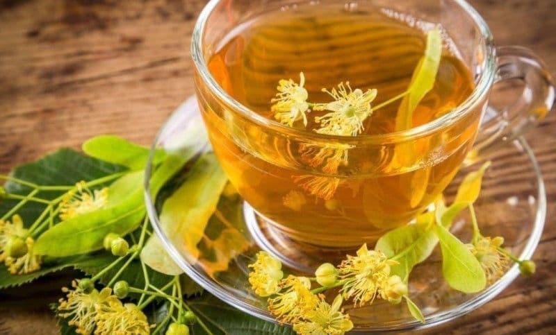 Sirop pentru răceală și gripă cu flori de tei