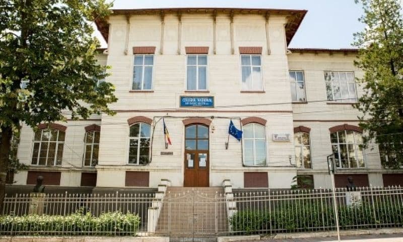 Colegiul Național „Grigore Ghica” Dorohoi: calificare în semifinala International Youth Math Contest (IYMC)