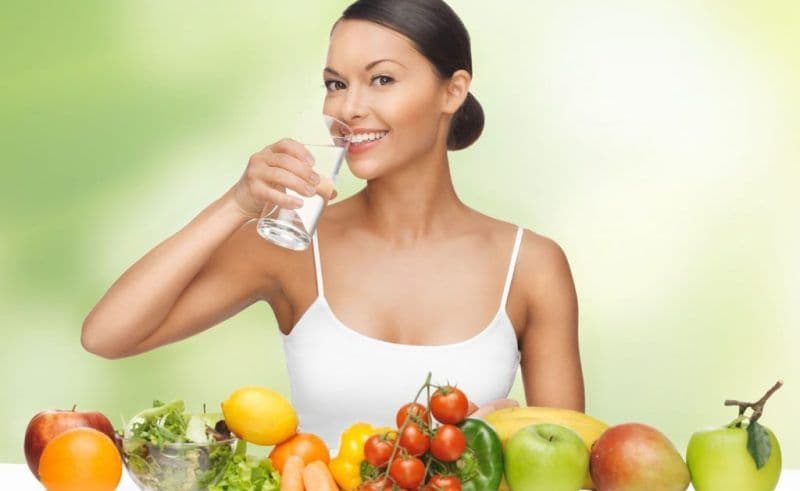 O rețetă simplă de smoothie cu care îți poți curăța rapid colonul 