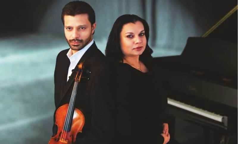Pianista Andreea Stoica şi violonistul Răzvan Stoica în concert la Botoșani