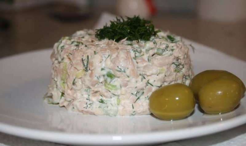 Salată de ton cu maioneză