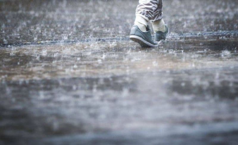 Informare de vreme severă emisă de meteorologi pentru jumătatea de nord a Moldovei