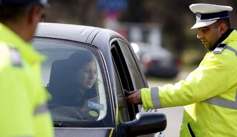 Peste 240 de sancțiuni aplicate de polițiștii rutieri în săptămâna care a trecut