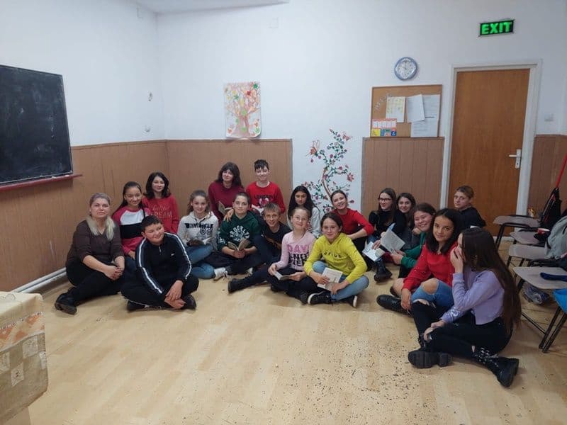 Activitate de diseminare a activităților desfășurate în cadrul Proiectului „FII PRIETEN CU TINE, FII PRIETEN CU LUMEA” - FOTO