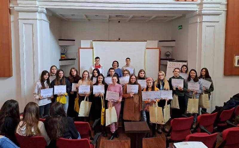 31 de elevi ai Colegiului Național „Grigore Ghica” Dorohoi au primit certificate eTwinning