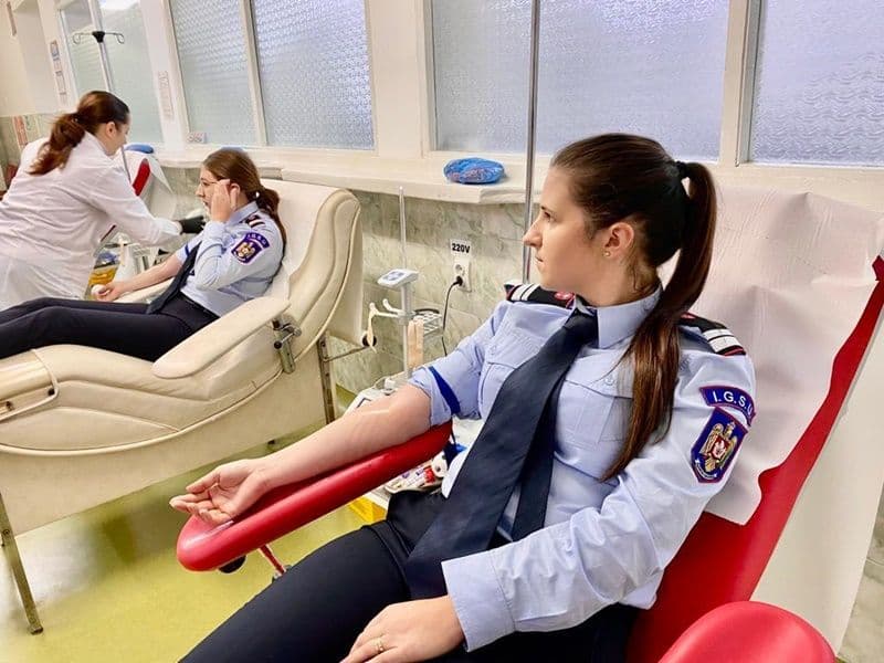 ISU Botoșani: „De Ziua Națională, salvatorii dau viață României” - FOTO