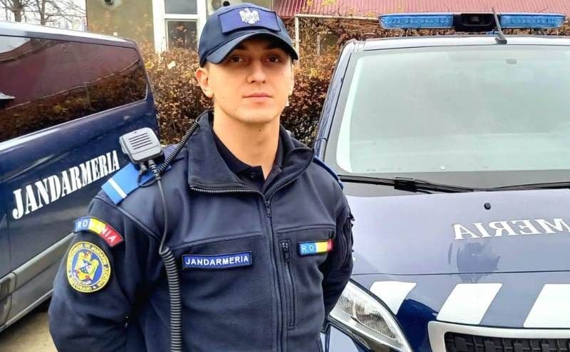 Tânăr absolvent al jandarmeriei, la prima misiune, cu prilejul Zilei Naționale a României