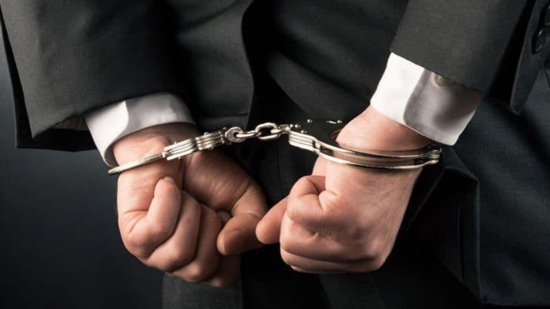 Bărbat reținut pentru 24 de ore după ce a încălcat ordinul de protecție al soției