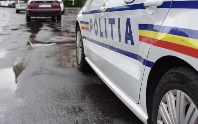 Accident provocat de o șoferiță beată cu permisul suspendat