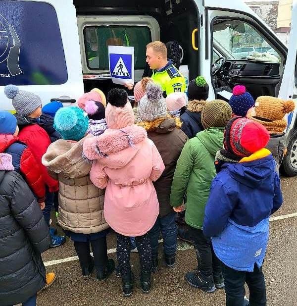 Activități preventive desfășurate de polițiștii botoșăneni
