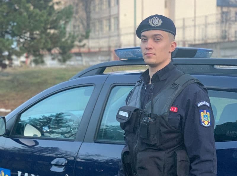 Femeie bătută în stradă la Dorohoi, salvată de un jandarm aflat în timpul liber