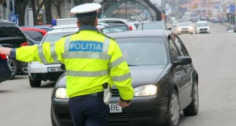 Peste 50 de amenzi și 26 de dosare penale aplicate de polițiștii botoșăneni în ultimele 24 de ore