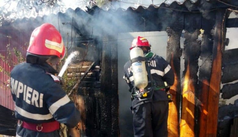 O femeie de 86 de ani și-a pierdut viața în urma unui incendiu produs în a doua zi de Crăciun