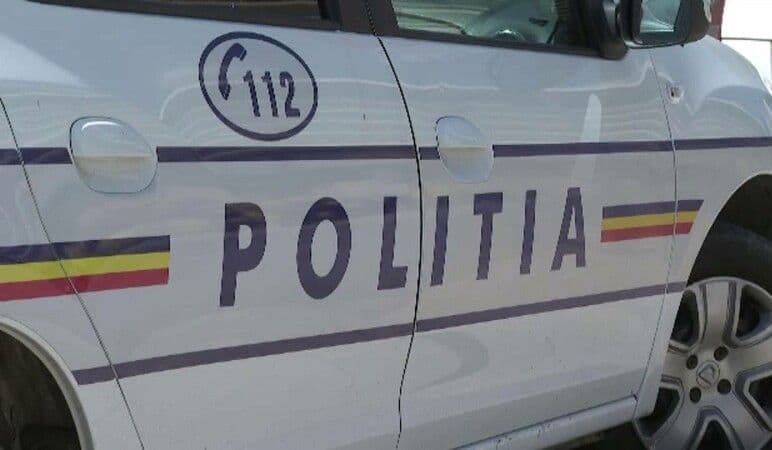Doi tineri au ajuns în arestul poliției după ce și-au rezolvat neînțelegerile în stradă