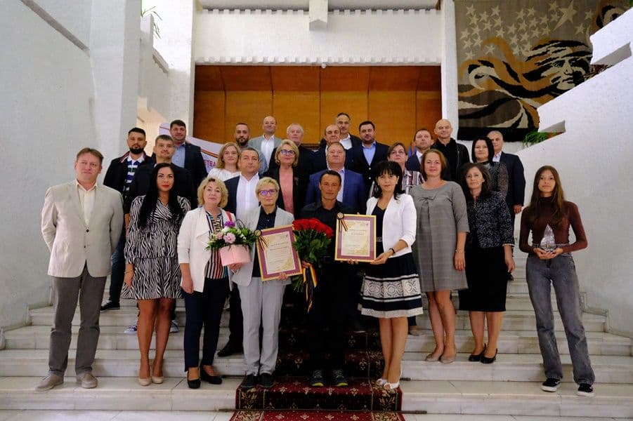 Diploma de excelenta Iulian Rotariu_008