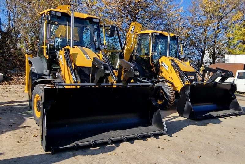 Buldoexcavatoare 2