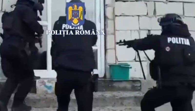 Perchezitii_2