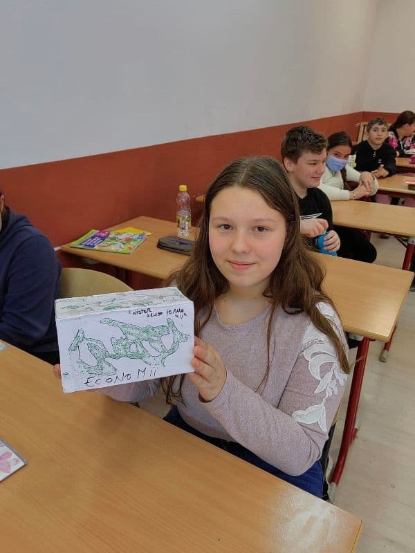 Pușculițe salvatoare 9