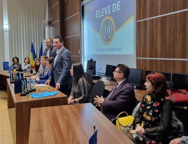 elevi de 10 09