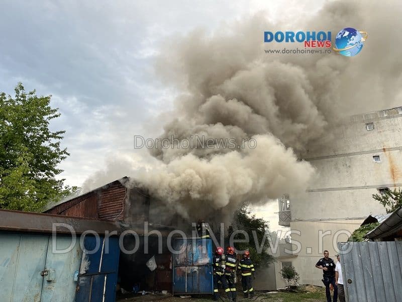 Incendiu garaje Dorohoi_04