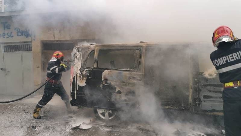 Incendiu microbuz_ (5)