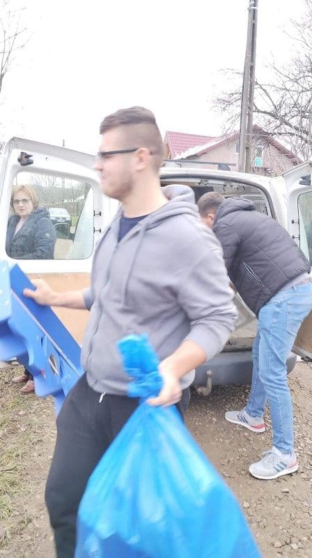 Carvana cu daruri_07