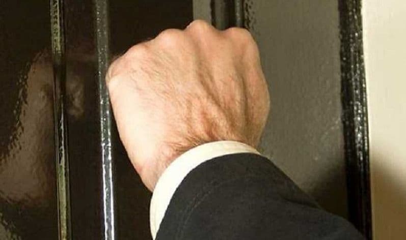 Mare atenție la FALȘII VIZITATORI! 
