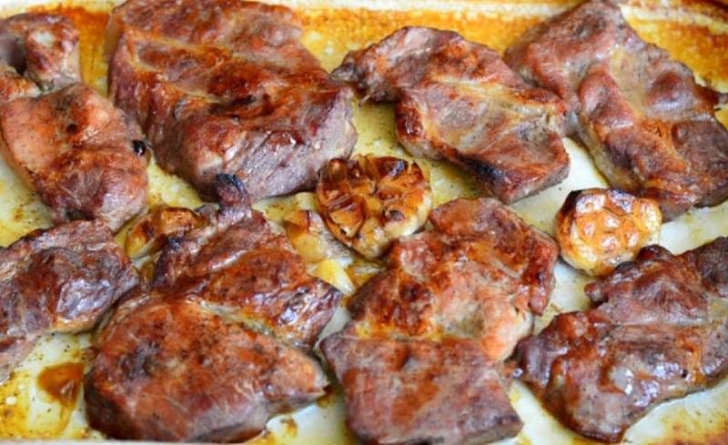 Friptură de porc la tavă