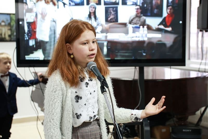 Concursul de recitare „DOR DE EMINESCU” - Maraton de poezie la Botoșani - FOTO