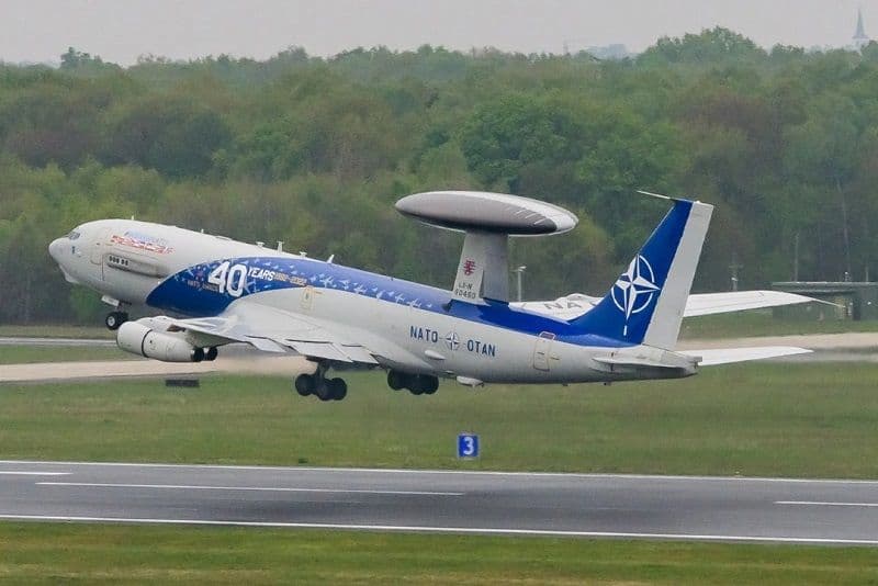 Aeronavele AWACS ale NATO au ajuns în România. Vor efectua misiuni de recunoaștere și supraveghere 
