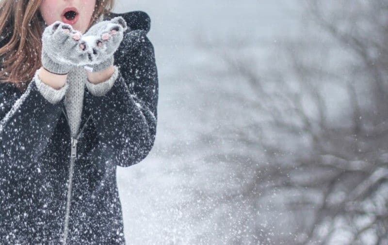 Vremea se răcește în toată țara! Sunt anunțate ninsori și temperaturi negative