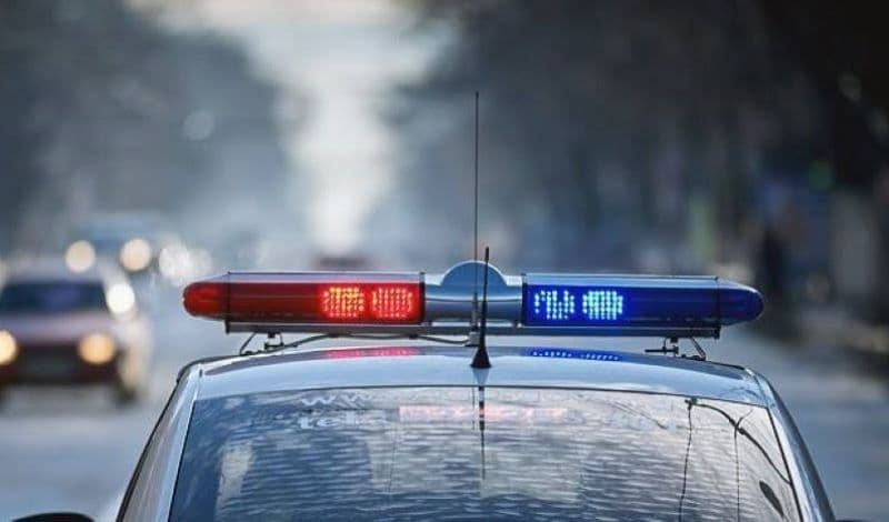 Zeci de litrii de alcool și țigări confiscate de polițiștii botoșăneni