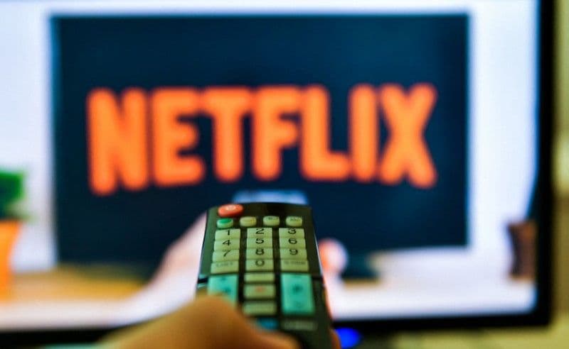 Compania Netflix pregătește un set de măsuri drastice, Abonamentul va fi disponibil doar în propria locuință