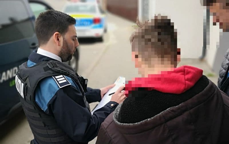 Acțiuni pentru prevenirea și combaterea absenteismului școlar