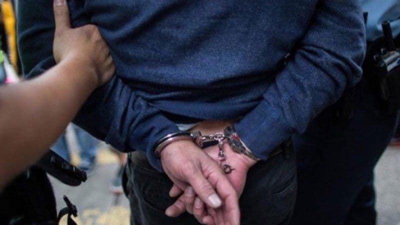 Bărbat reținut după ce și-a lovit fosta concubină și i-a provocat leziuni