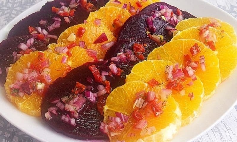 Salată de sfeclă roșie și portocale