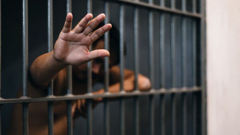 Bărbat din județ condamnat la închisoare pentru corupere de minori