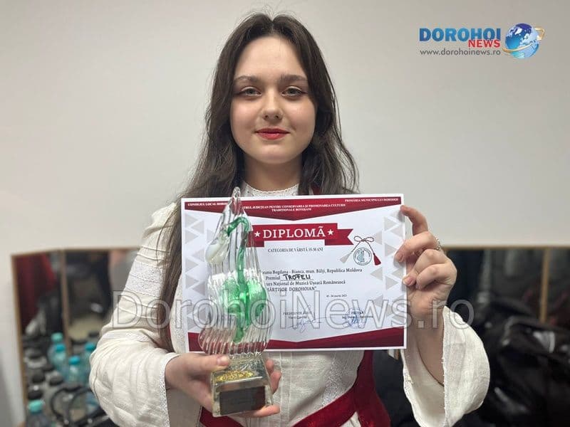 Trofeul Festivalului „Mărțișor Dorohoian” 2023 a fost câștigat de o tânără din Republica Moldova - FOTO
