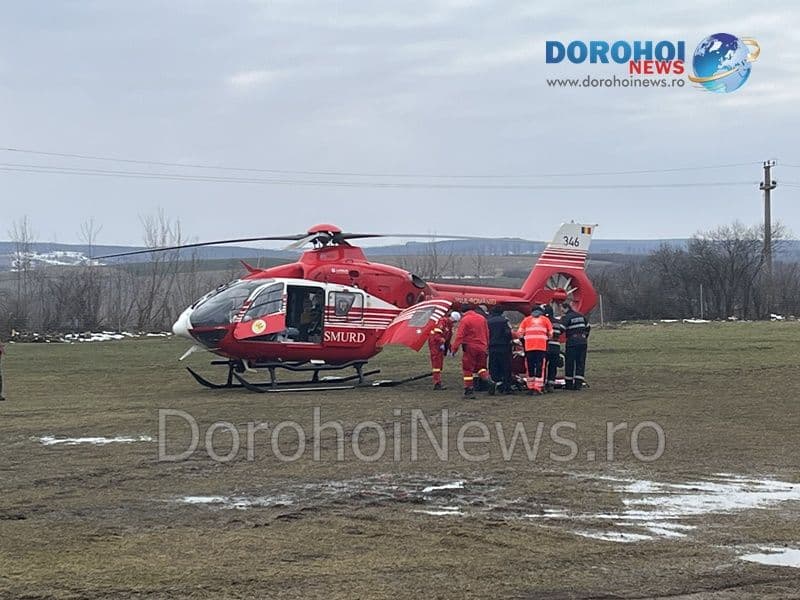 Femeie din Darabani preluată de elicopterul SMURD de la Dorohoi - FOTO