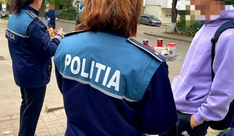 Acțiuni ale polițiștilor pentru prevenirea absenteismului școlar