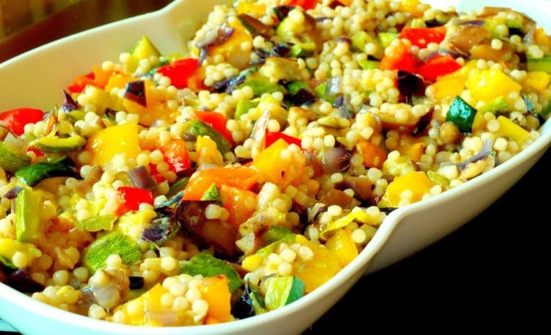 Cuscus cu pui și legume