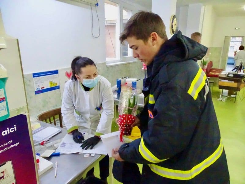 Acțiune umanitară organizată de pompierii botoșăneni - FOTO