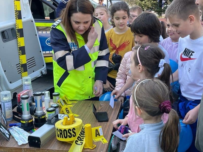 Polițiștii botoșăneni marchează 201 ani de activitate în slujba cetățenilor - FOTO