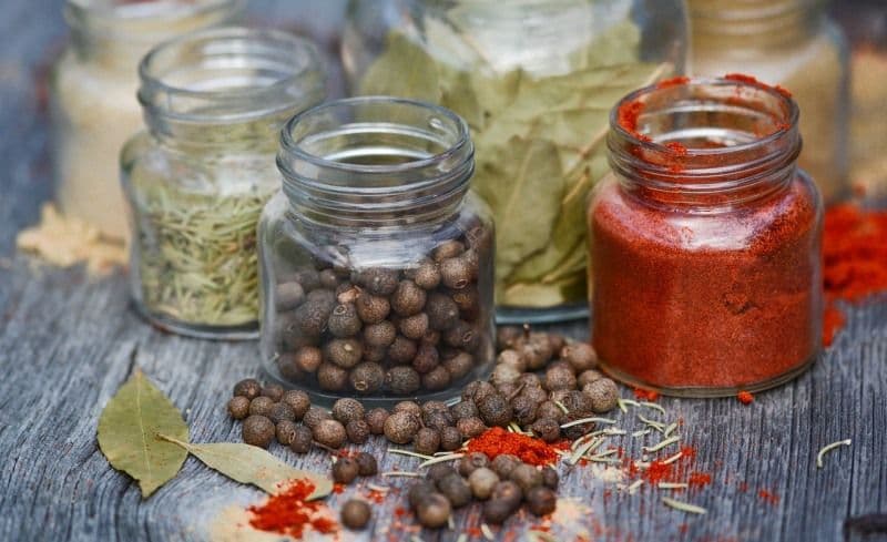 Remedii naturiste la îndemâna oricui