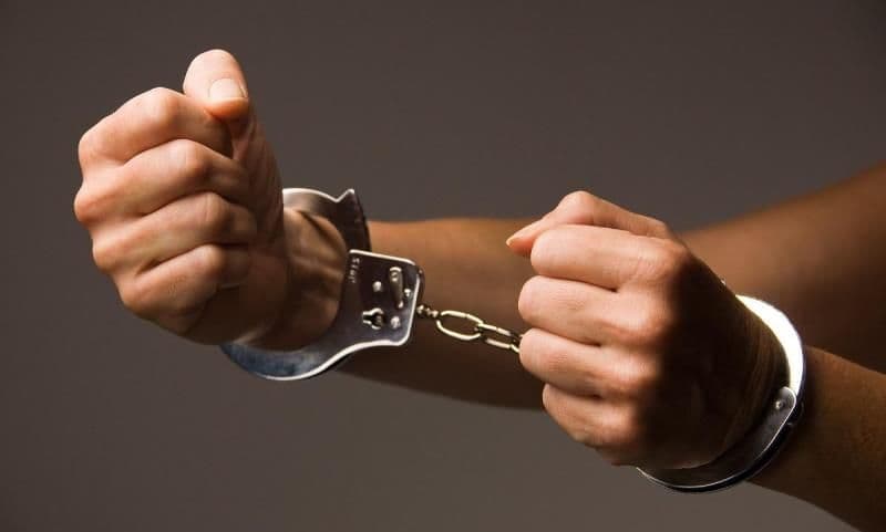 Doi botoșăneni condamnați la închisoare, unul pentru tentativă de omor, celălalt pentru agresiune